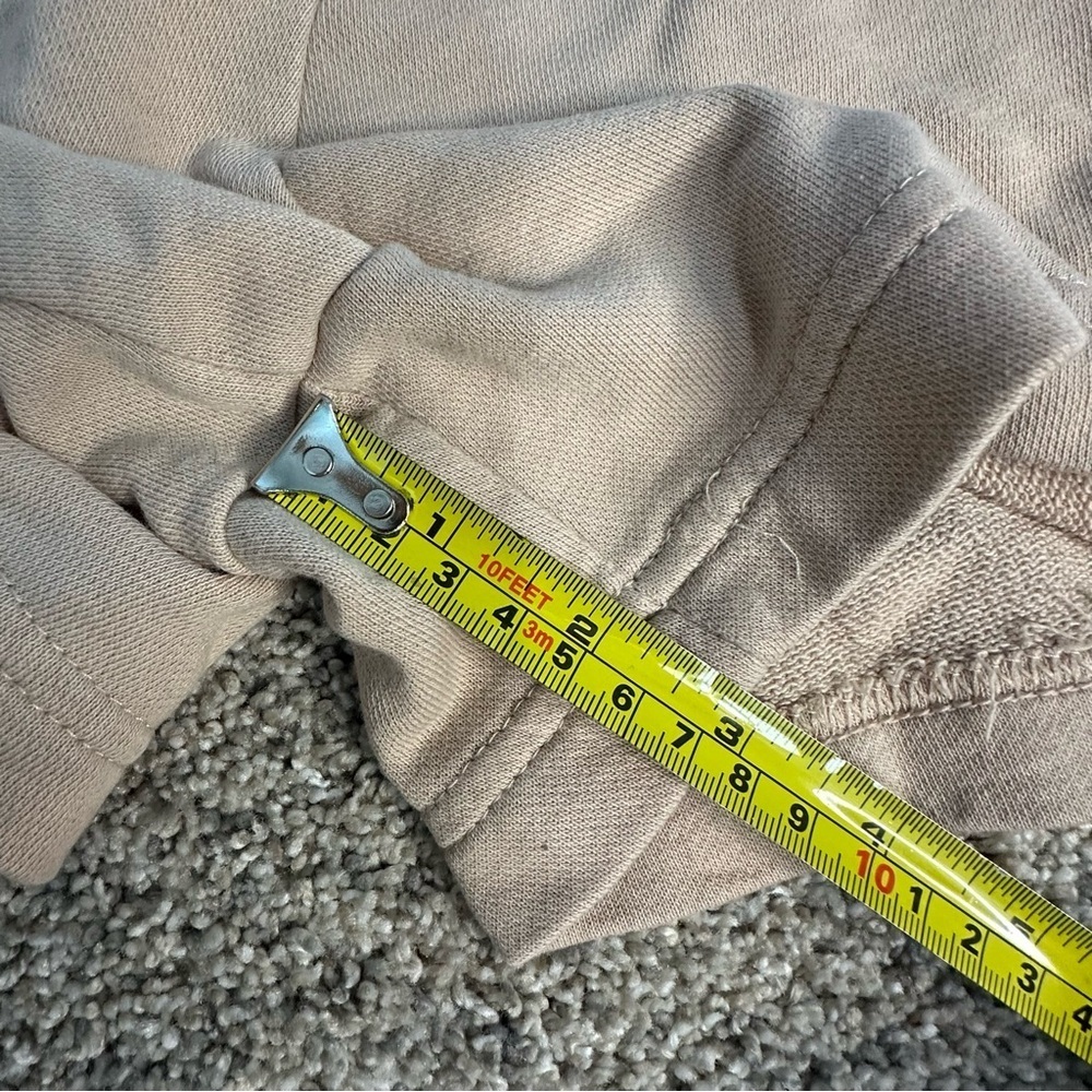 Nike Sportswear Icon Clash Fleece Drawcord Shorts small tan loungewear pockets - Picture 12 of 16
